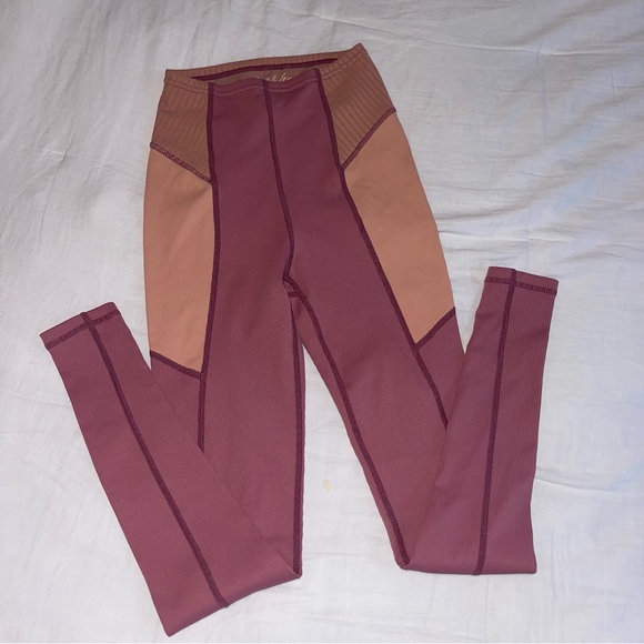 For love & lemons workout leggings - Picture 2 of 5